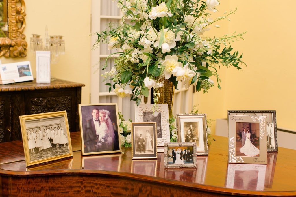 wedding memorial table