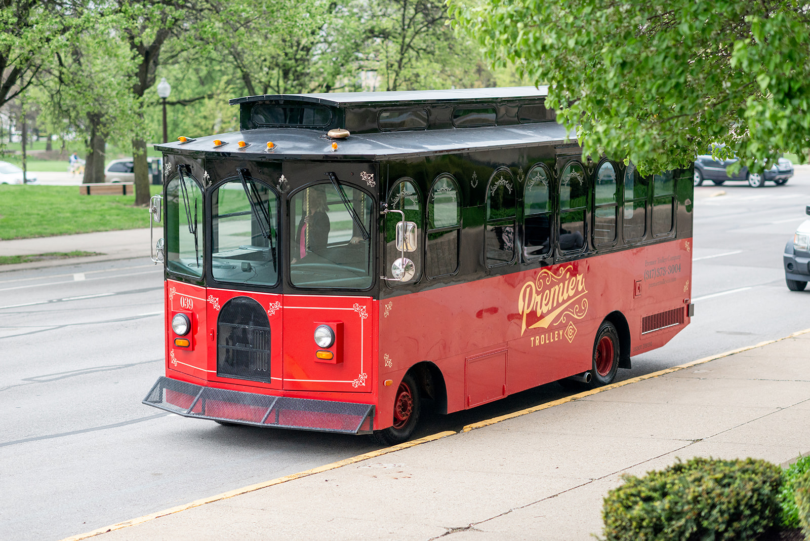Premier Trolley, Indianapolis Indiana wedding transportation