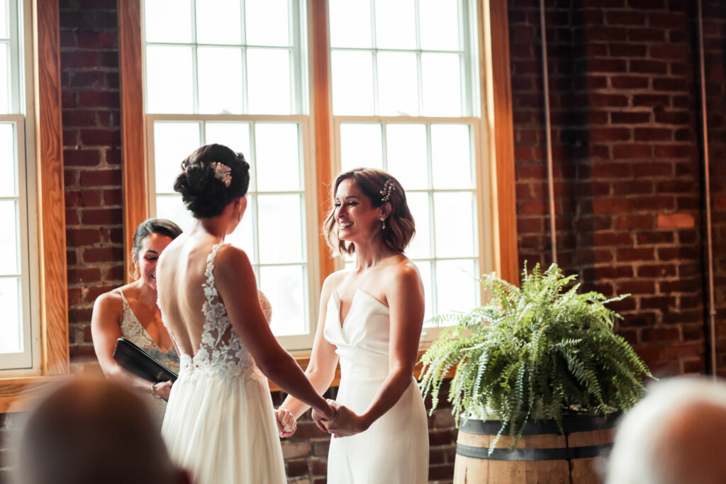 How to Officiate a Wedding Ceremony in Indiana