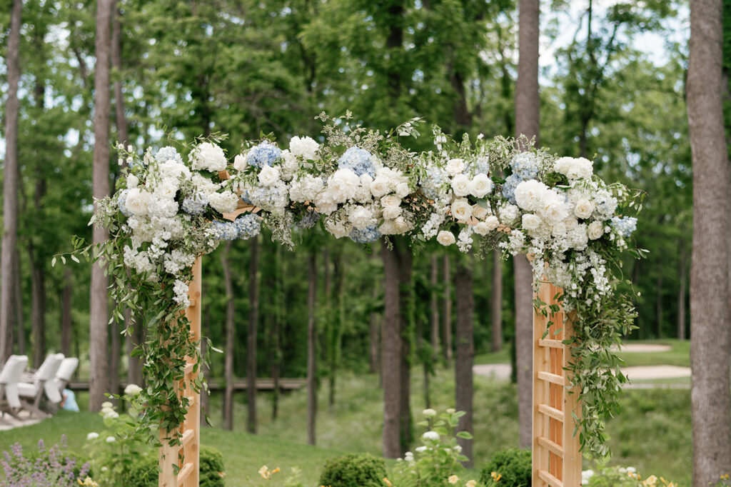 wedding ceremony at Holliday Farms in zionsville indiana