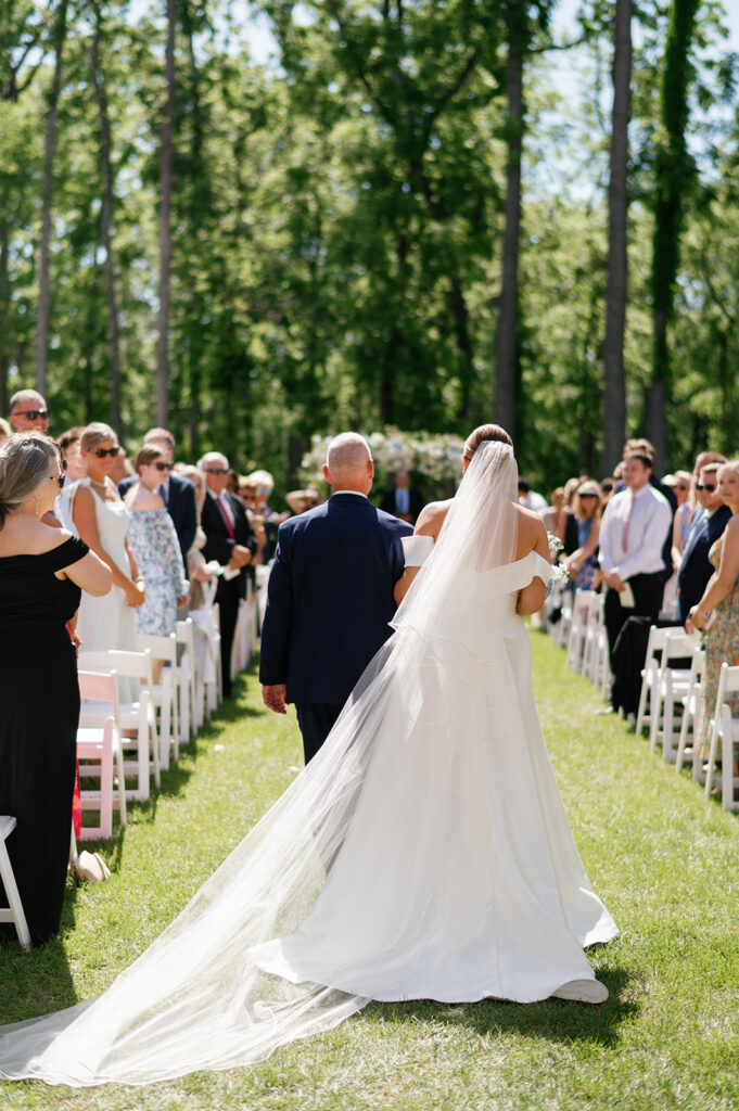 Holliday Farms wedding near golf course in zionsville indiana