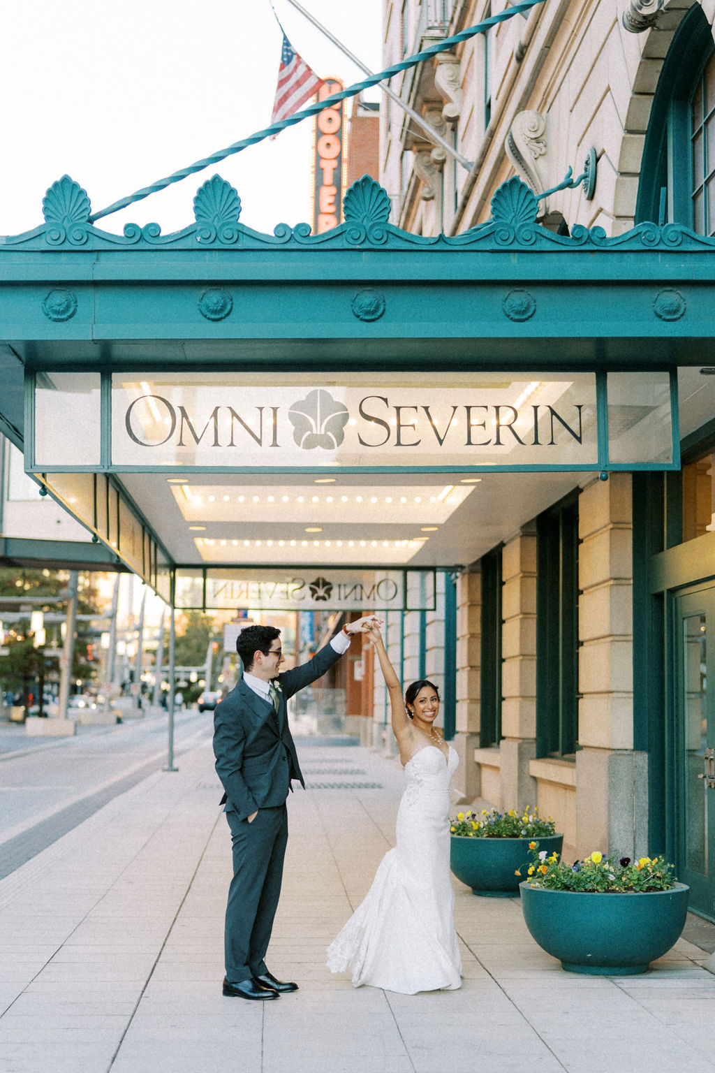 Omni Sevrin wedding downtown indianapolis