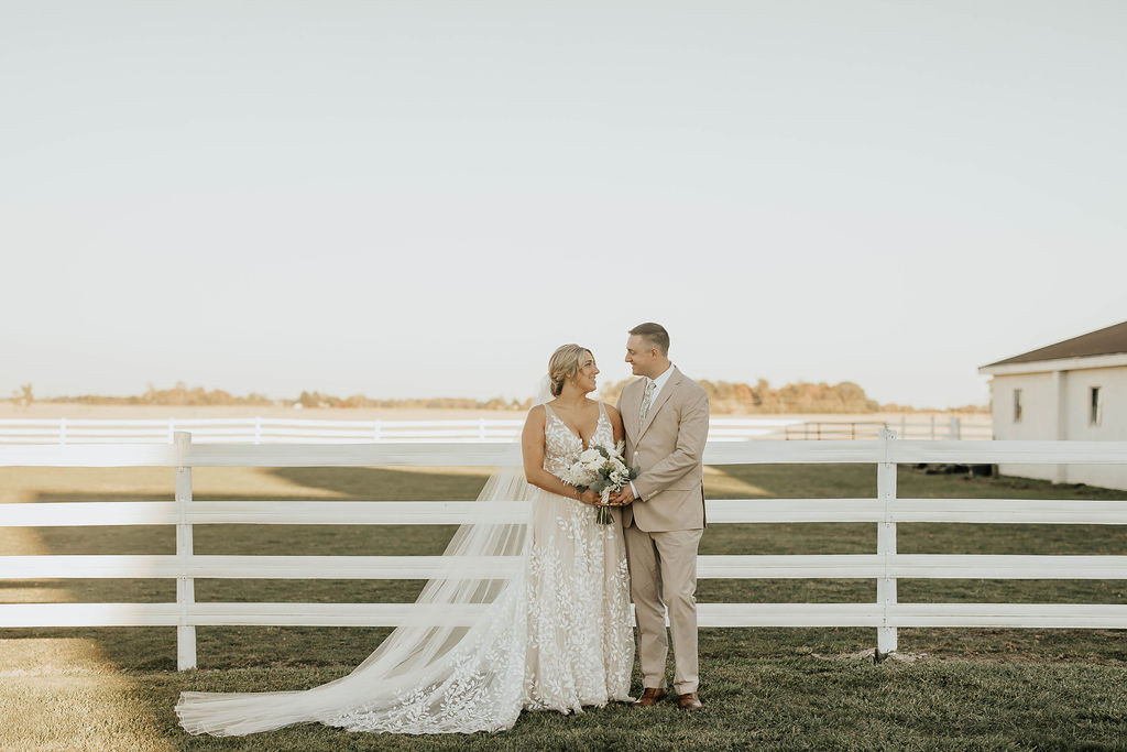 White willow farms october wedding - horse pasture
